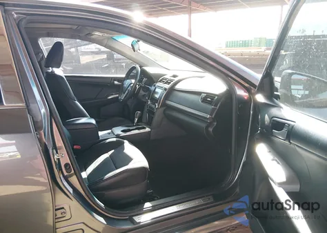 2014 Toyota Camry Se Sport z USA, uszkodzony, nr VIN 4T1BF1FK2EU371856